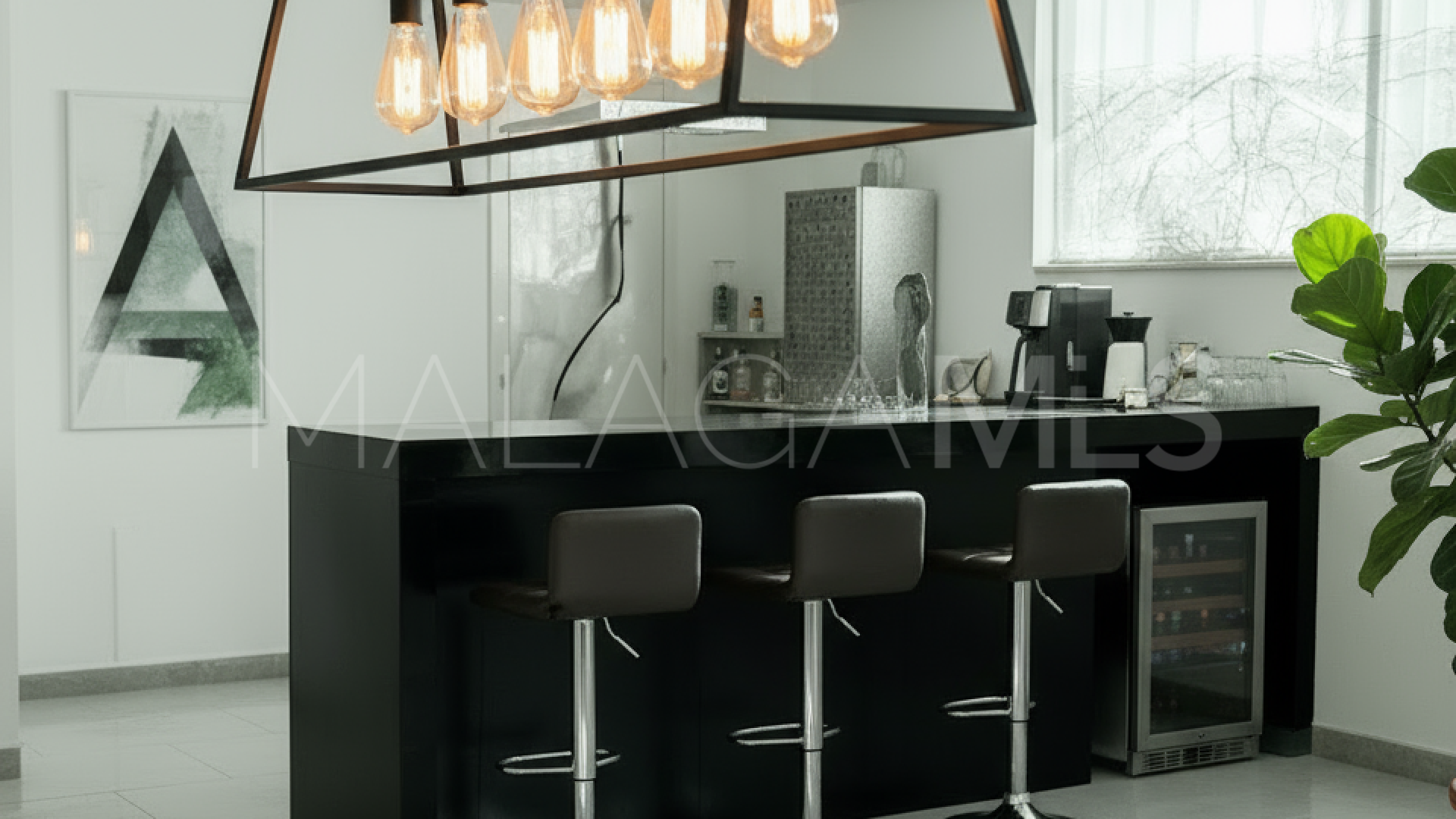 Palo Alto villa for sale