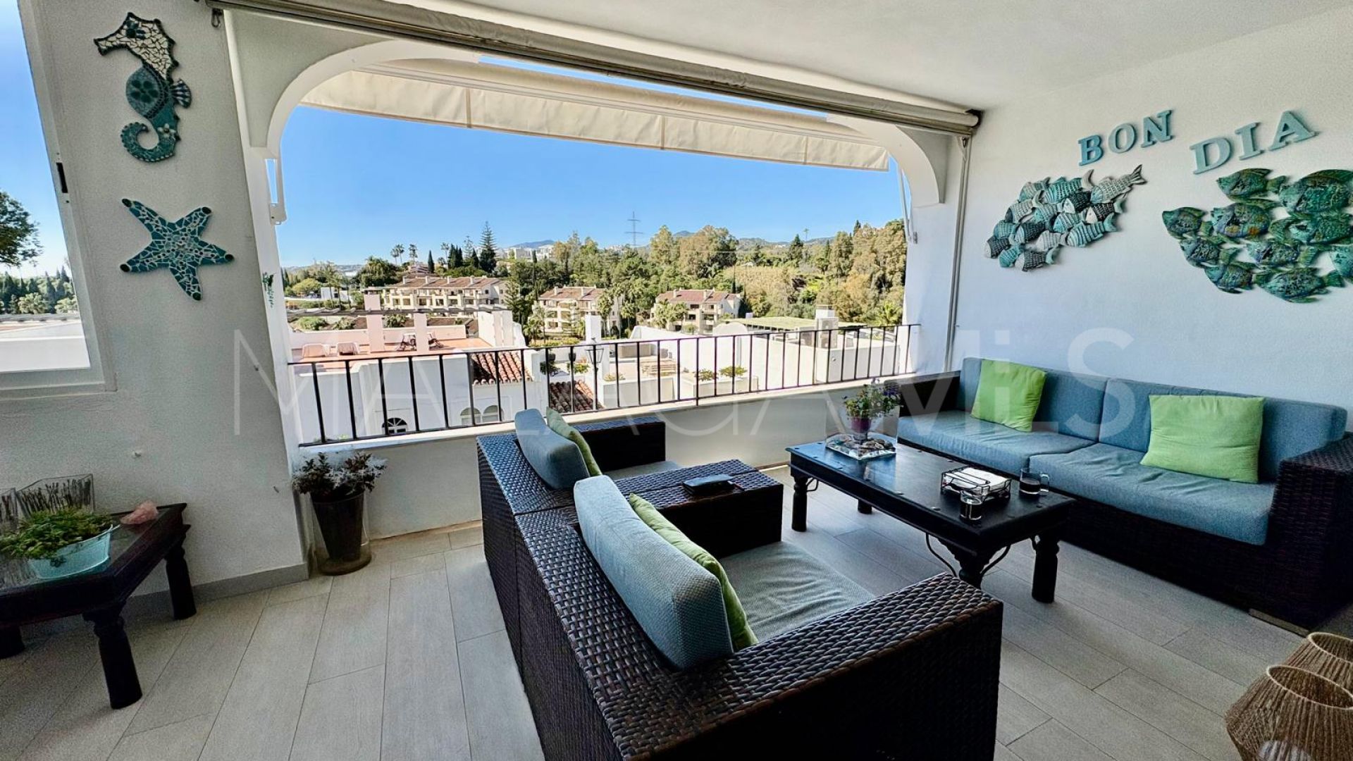 Lägenhet for sale in Benahavis