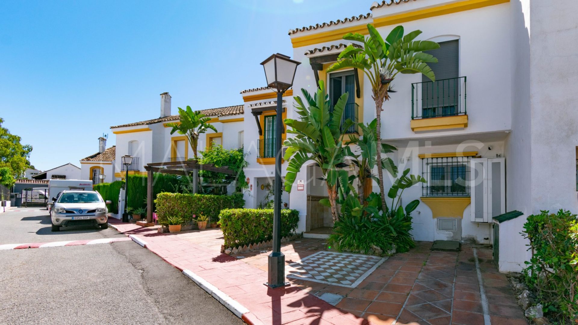 For sale Estepona East town house