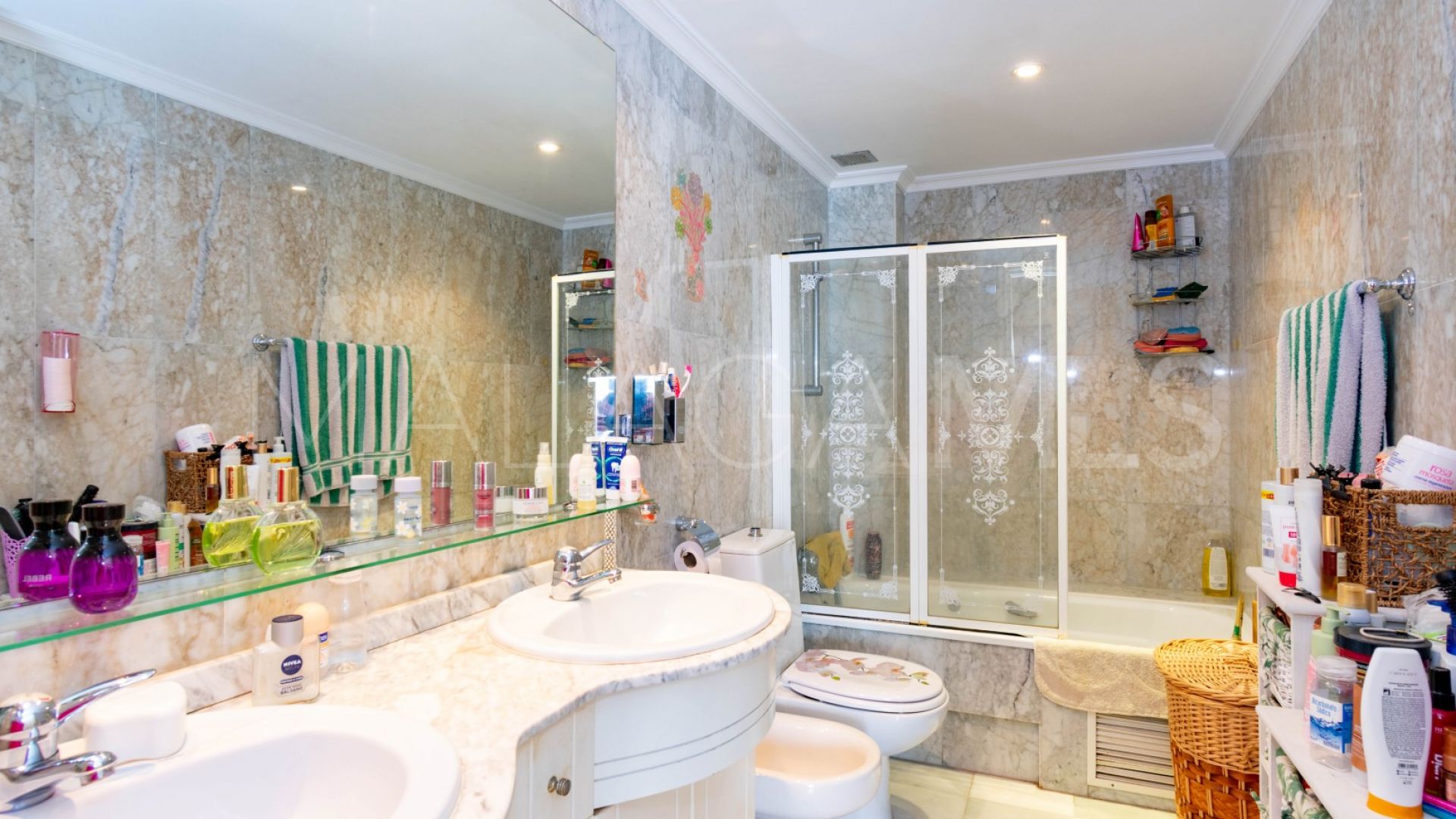 For sale Estepona East town house