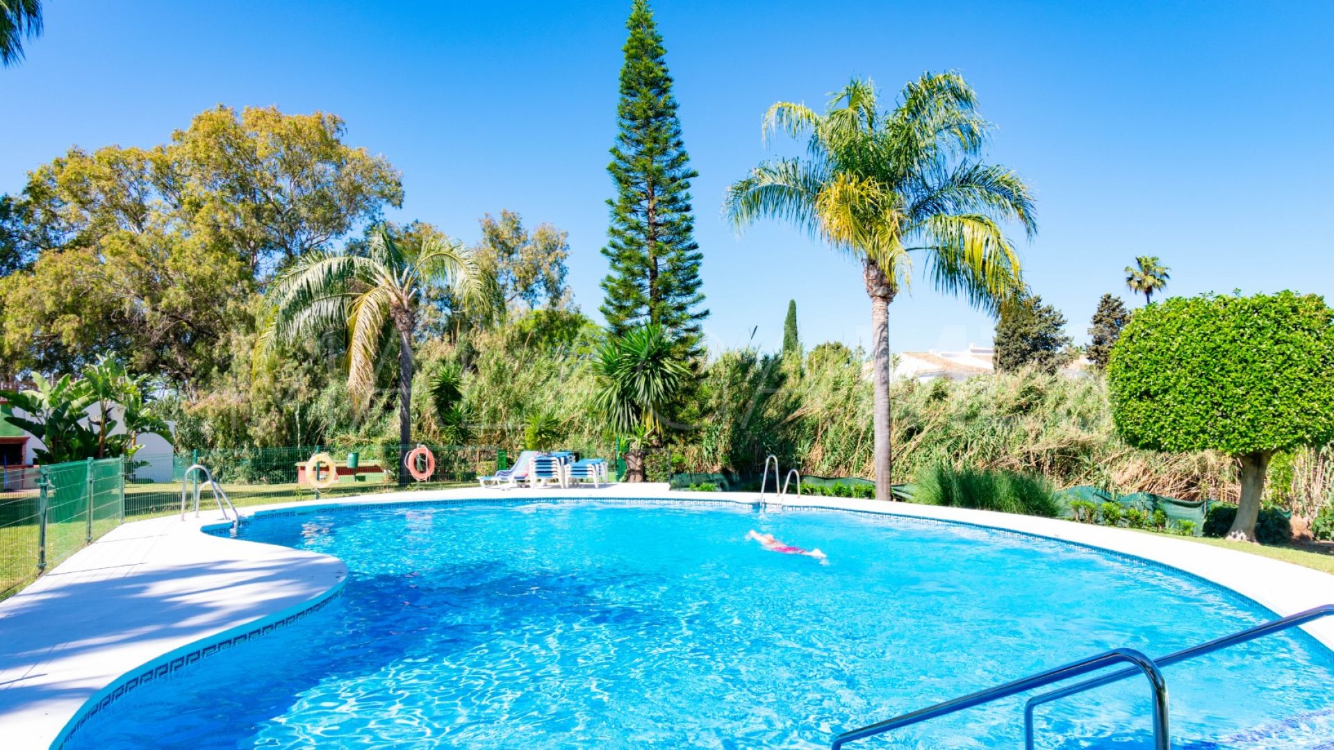 For sale Estepona East town house