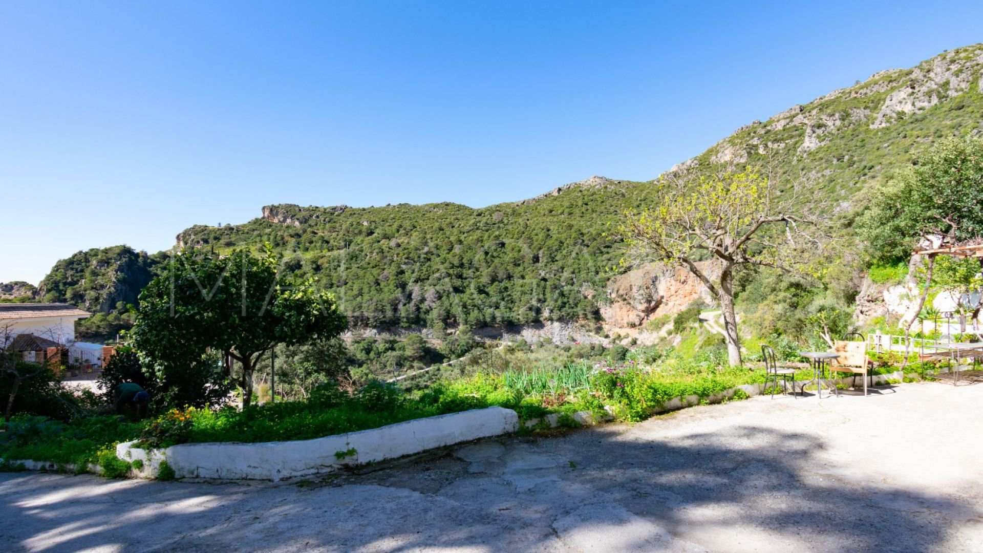 Landhaus for sale in Casares Pueblo