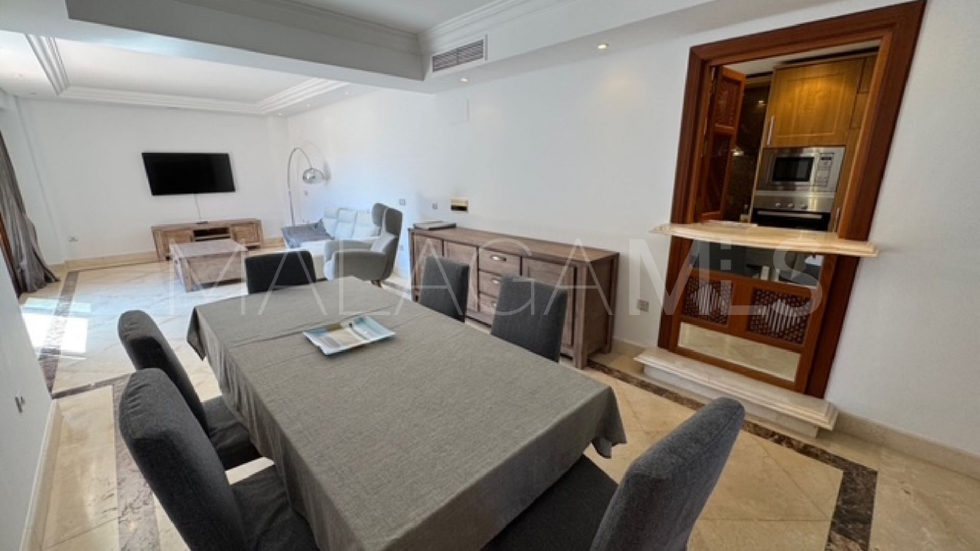 Wohnung for sale in Estepona Ost