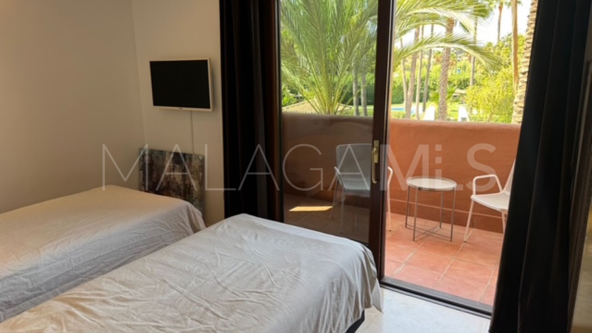 Wohnung for sale in Estepona Ost