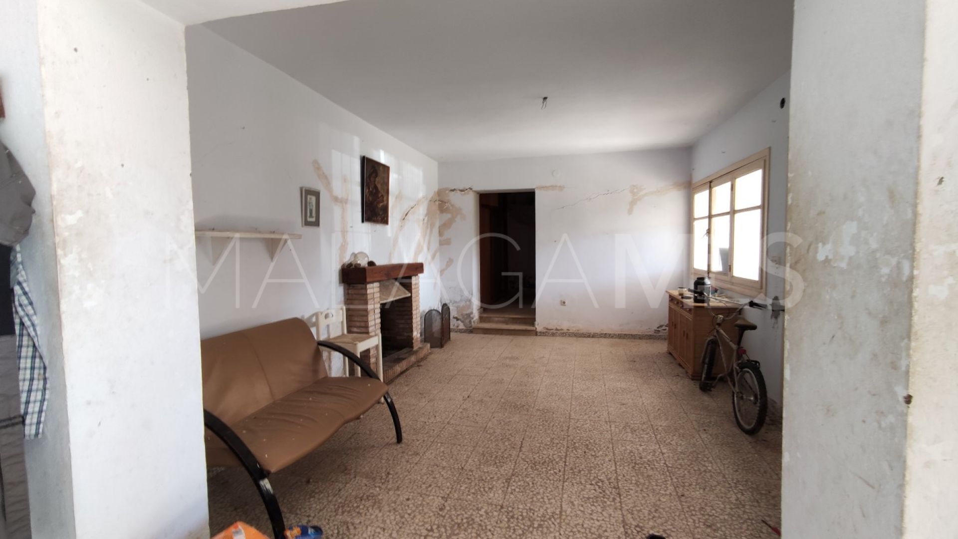 Landhaus for sale in El Padron