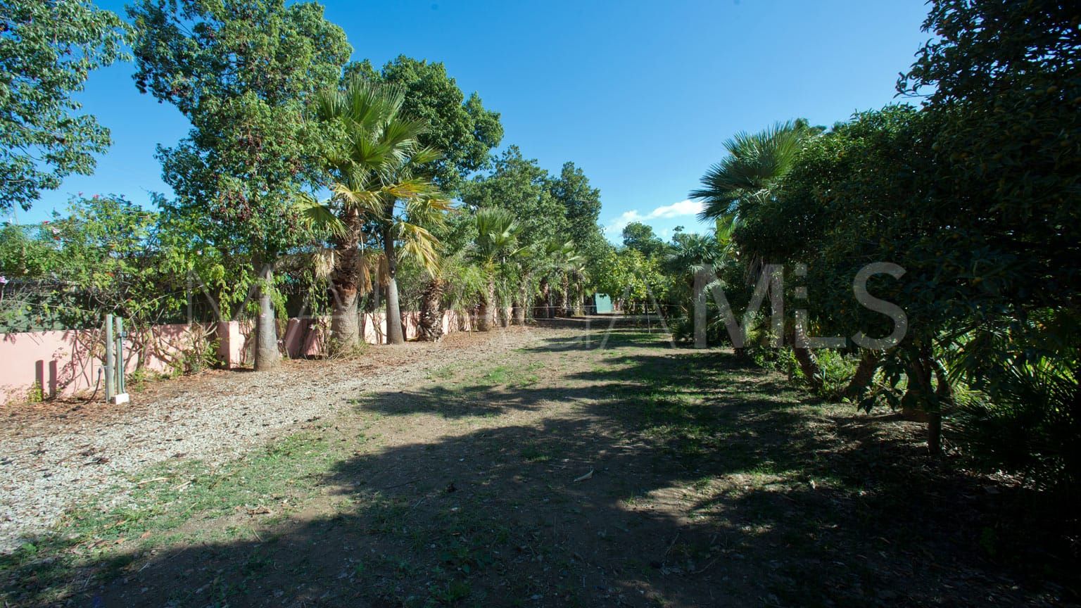 Maison de campagne for sale in Guadalobon