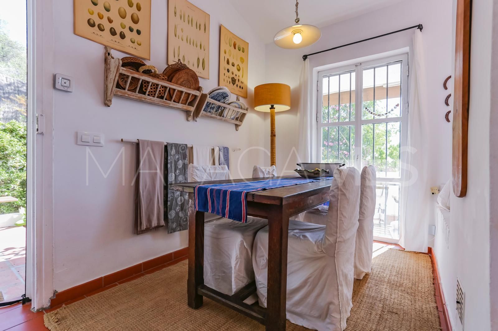 Landhaus for sale in El Padron