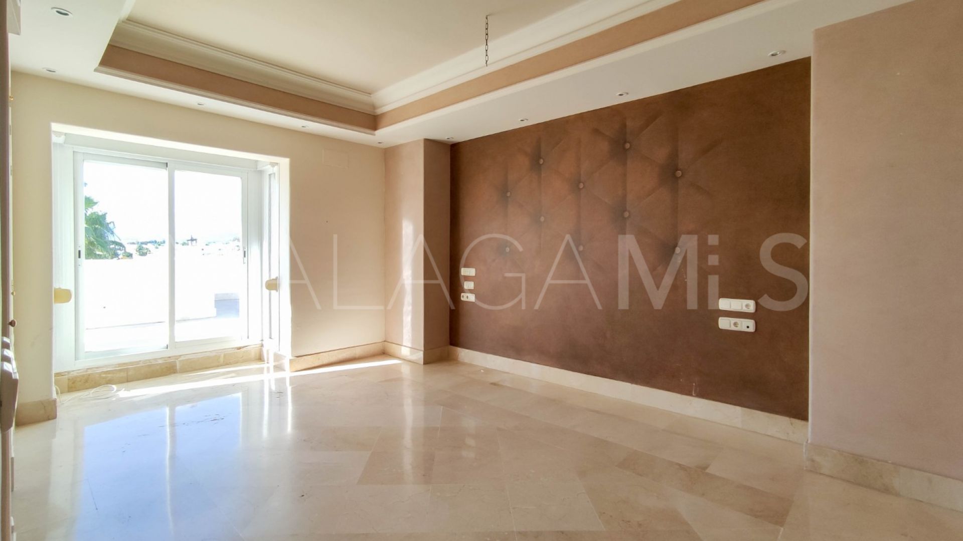 Takvåning for sale in Lorcrimar