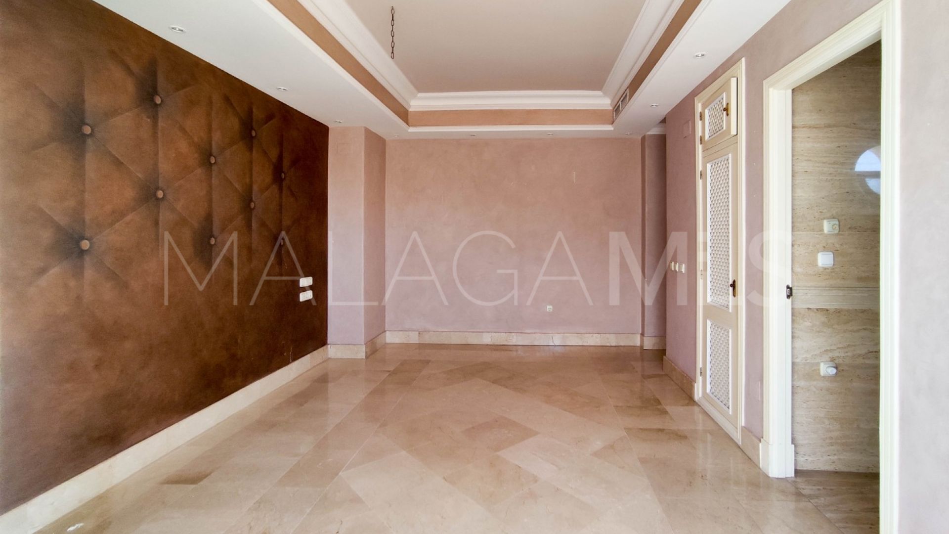 Takvåning for sale in Lorcrimar