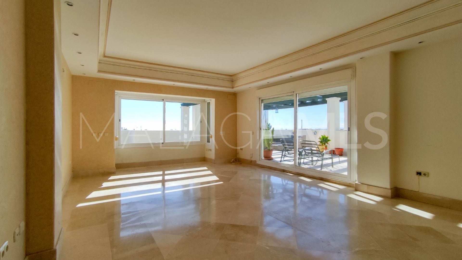 Takvåning for sale in Lorcrimar