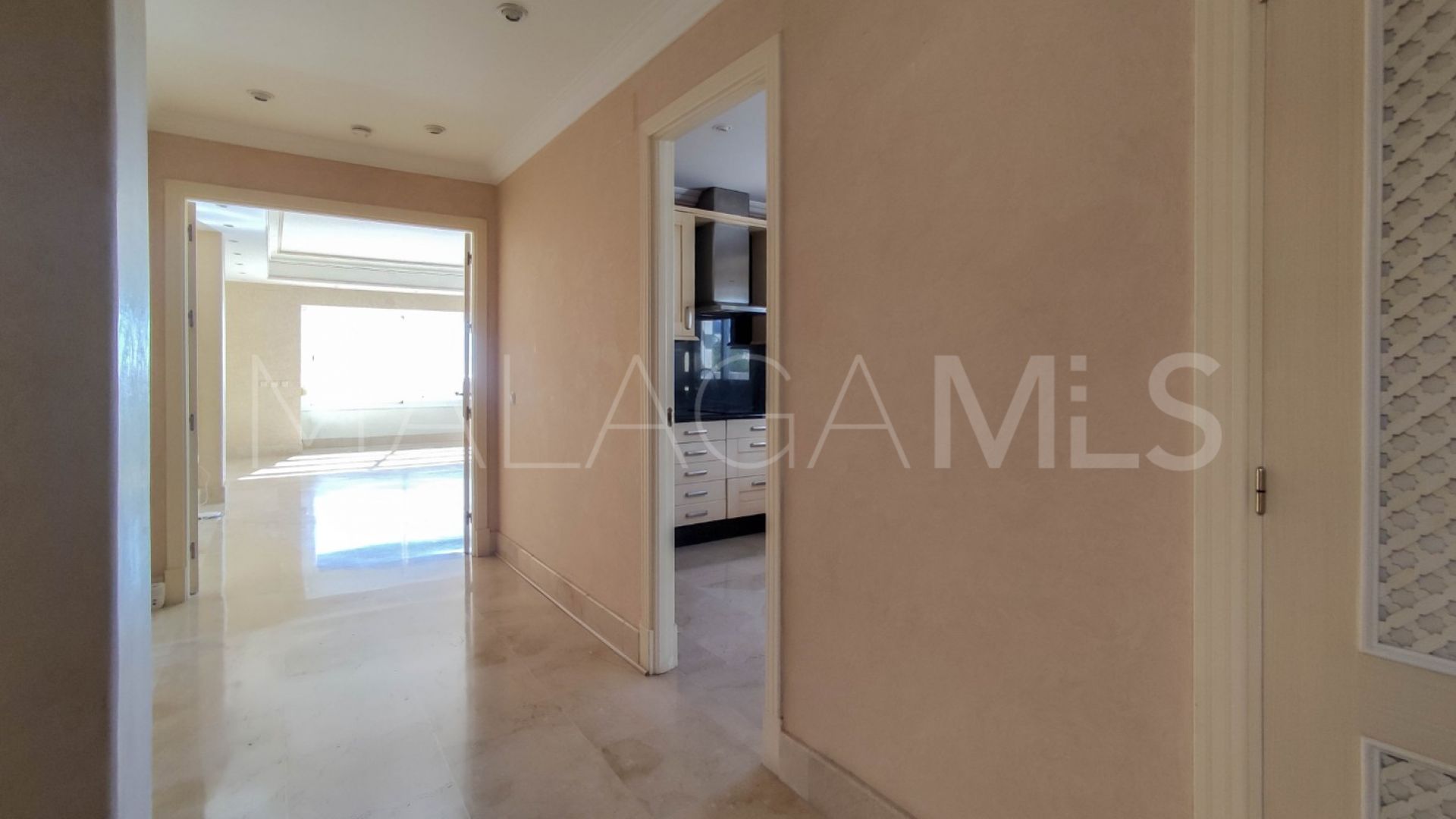 Takvåning for sale in Lorcrimar