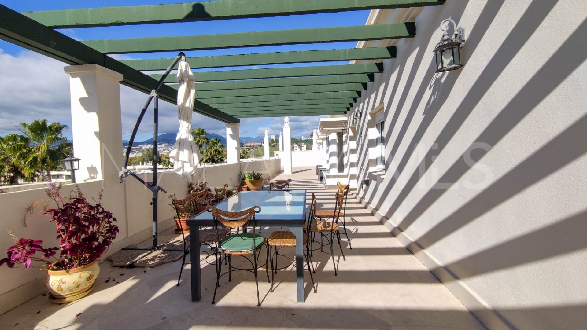 Takvåning for sale in Lorcrimar