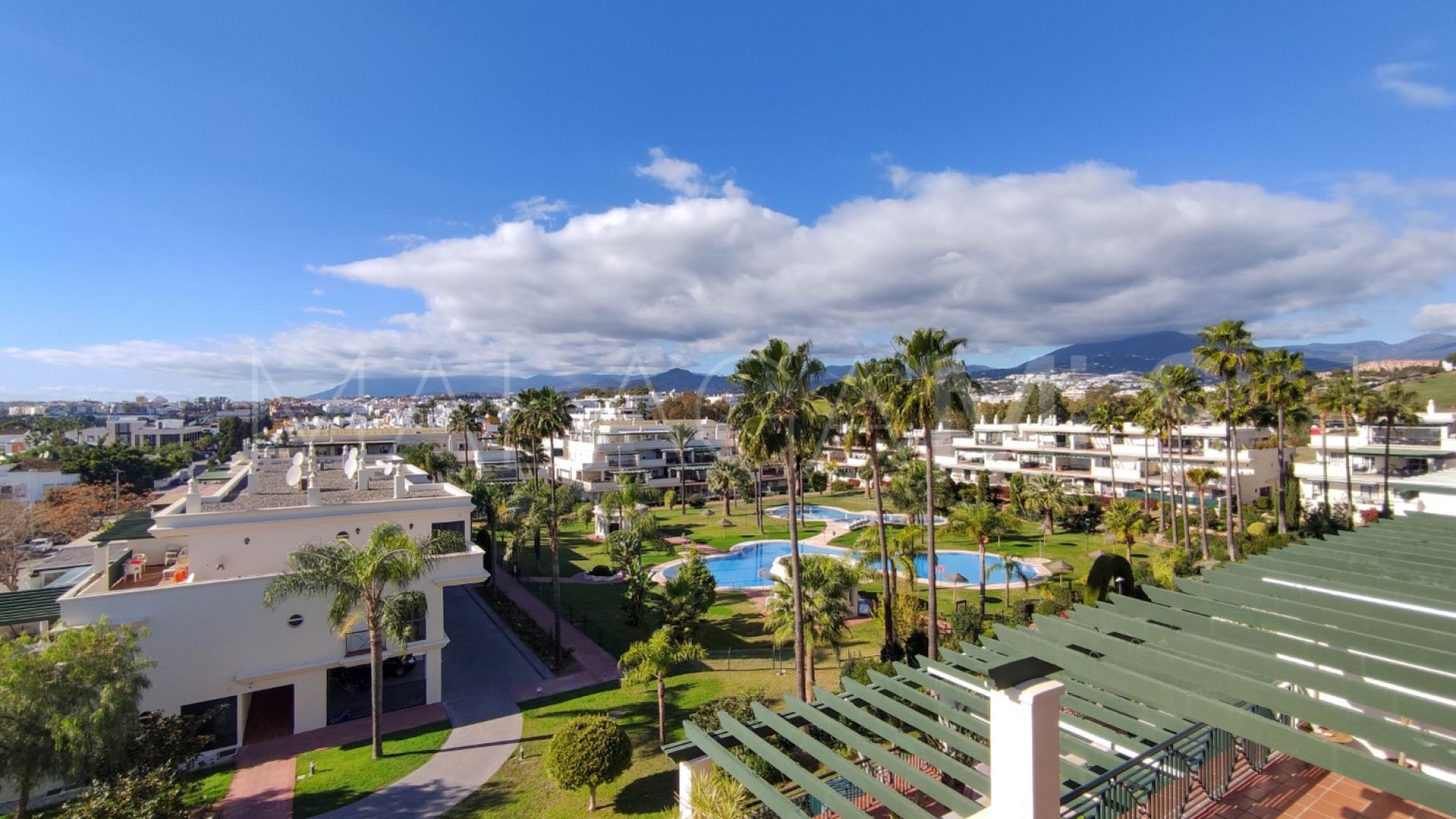 Takvåning for sale in Lorcrimar