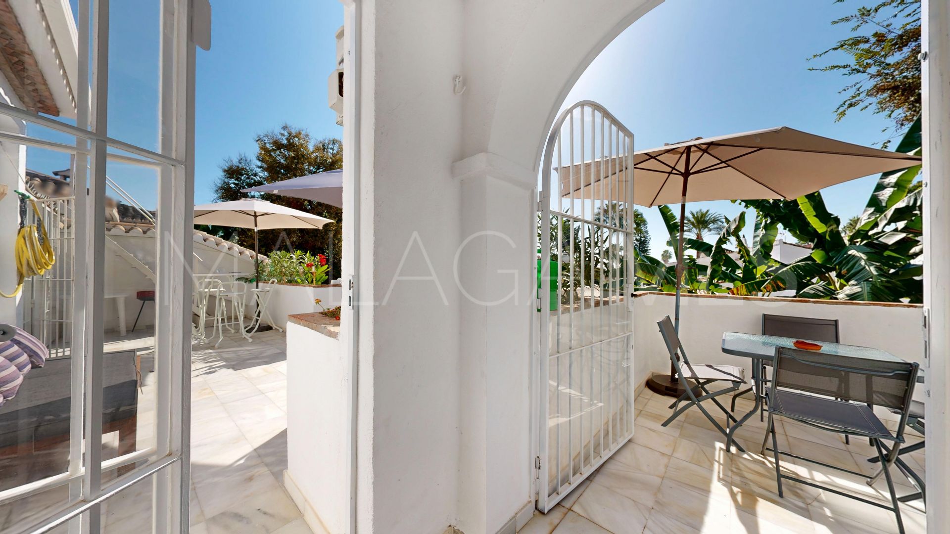 Doppelhaushälfte for sale in Marbella Goldene Meile