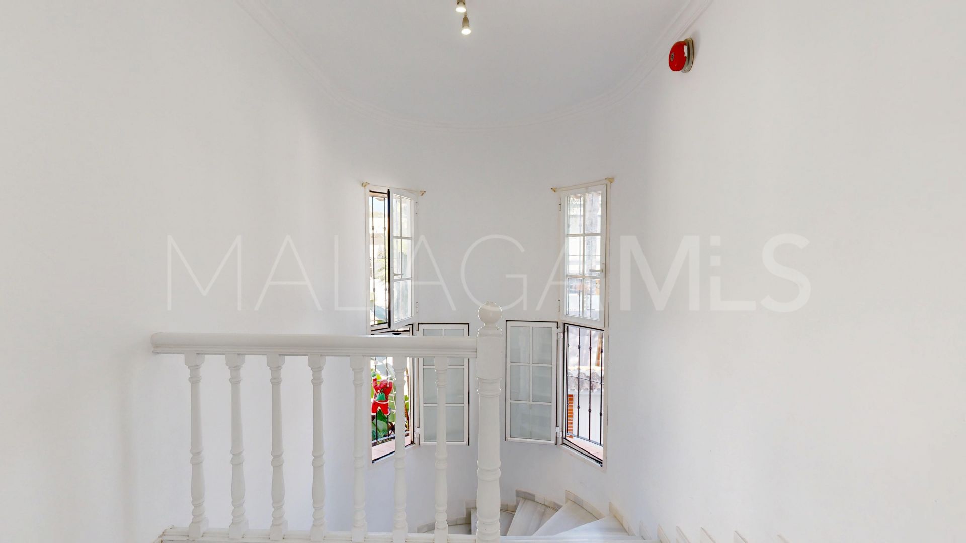 Doppelhaushälfte for sale in Marbella Goldene Meile