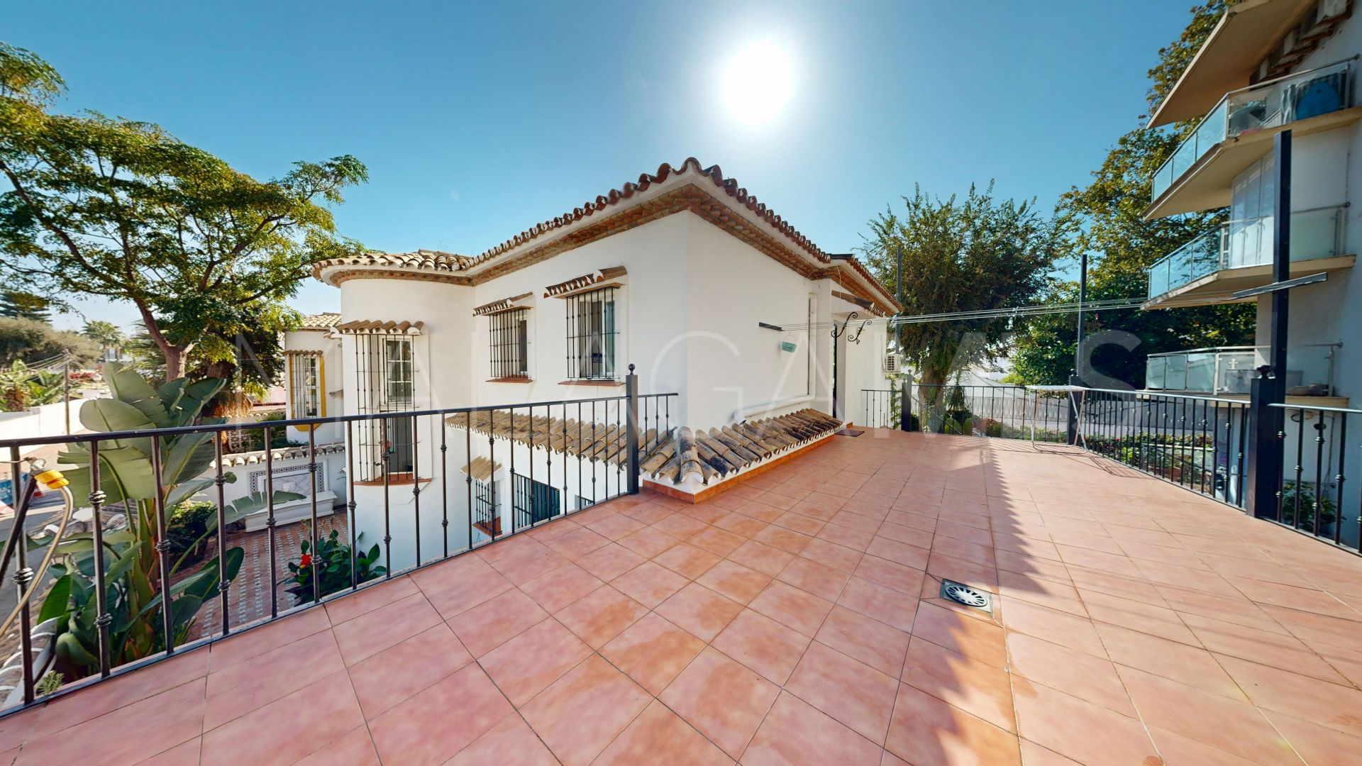 Doppelhaushälfte for sale in Marbella Goldene Meile