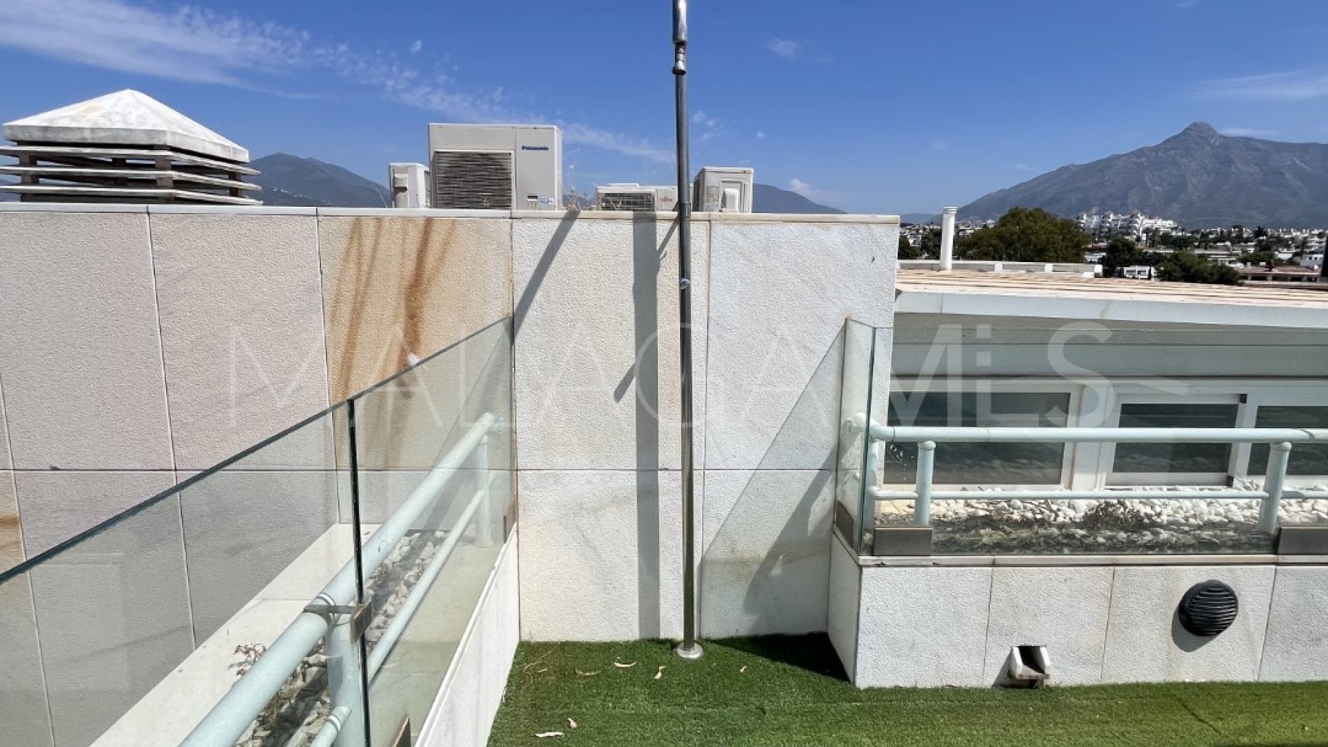 9 bedrooms penthouse for sale in El Embrujo Banús