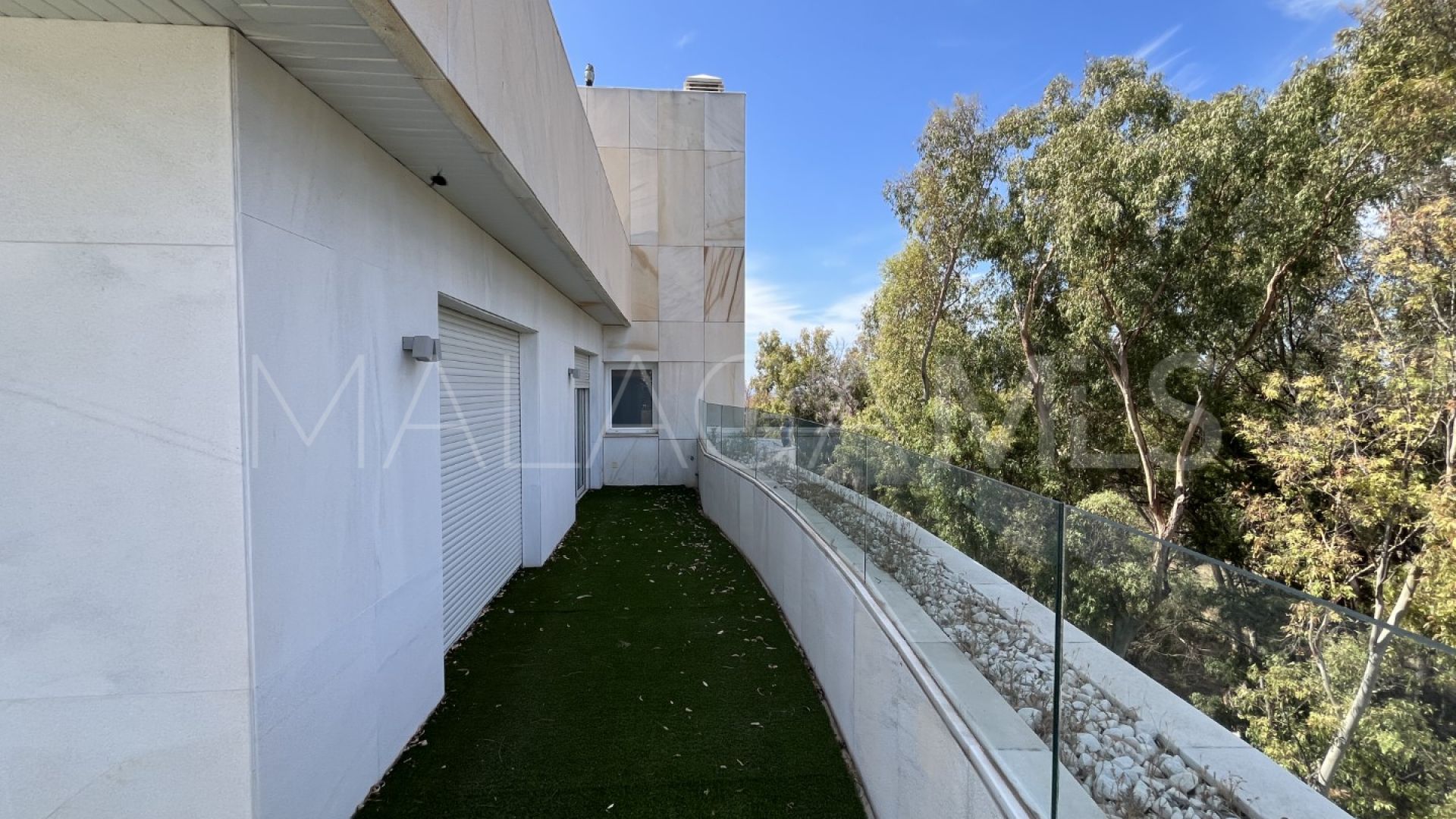 9 bedrooms penthouse for sale in El Embrujo Banús