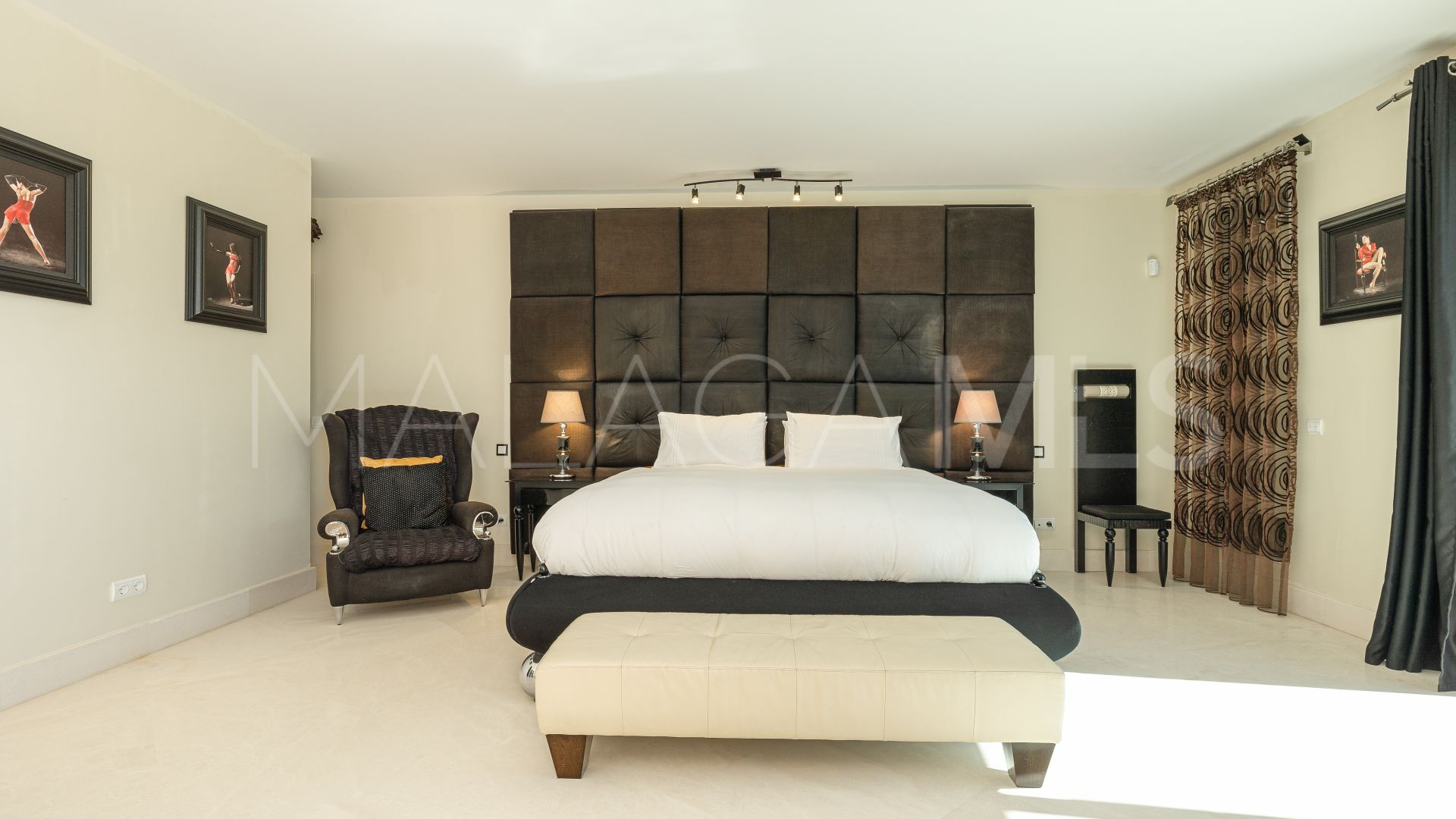 Villa for sale in Los Flamingos