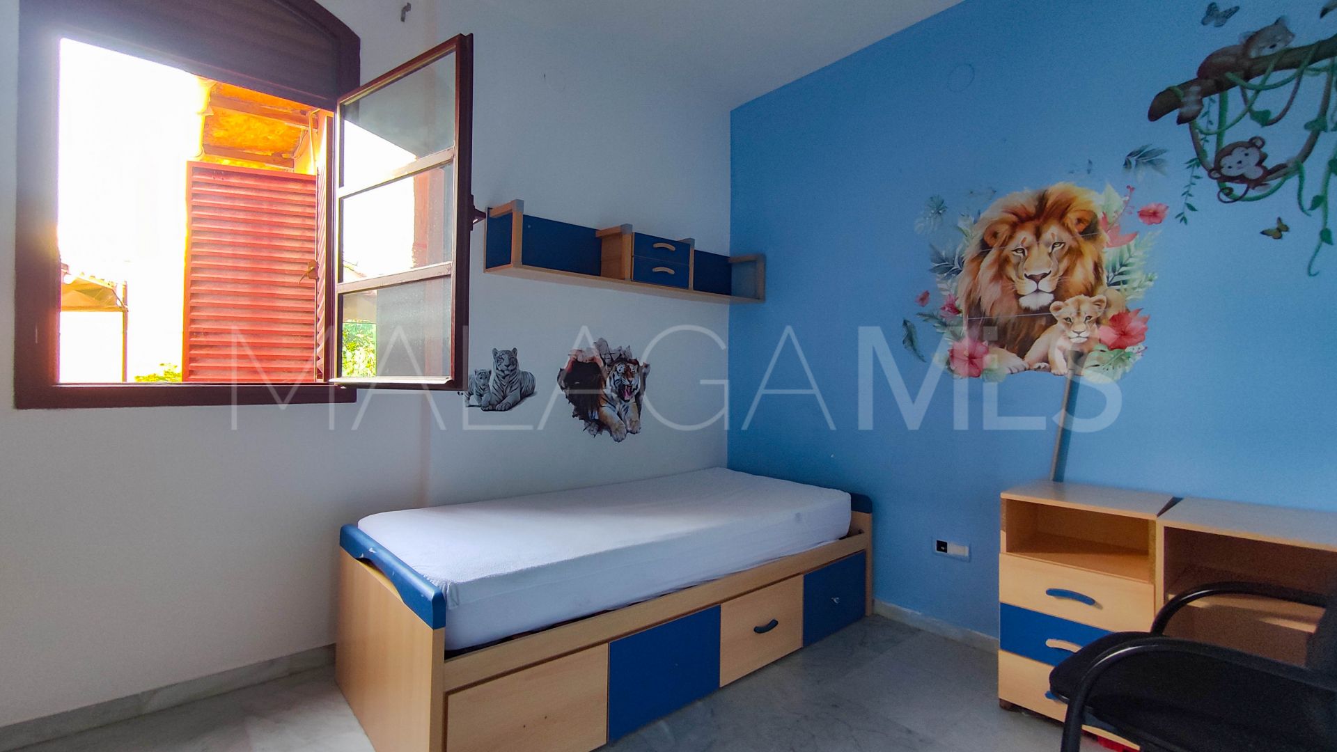 El Padron 3 bedrooms ground floor apartment for sale