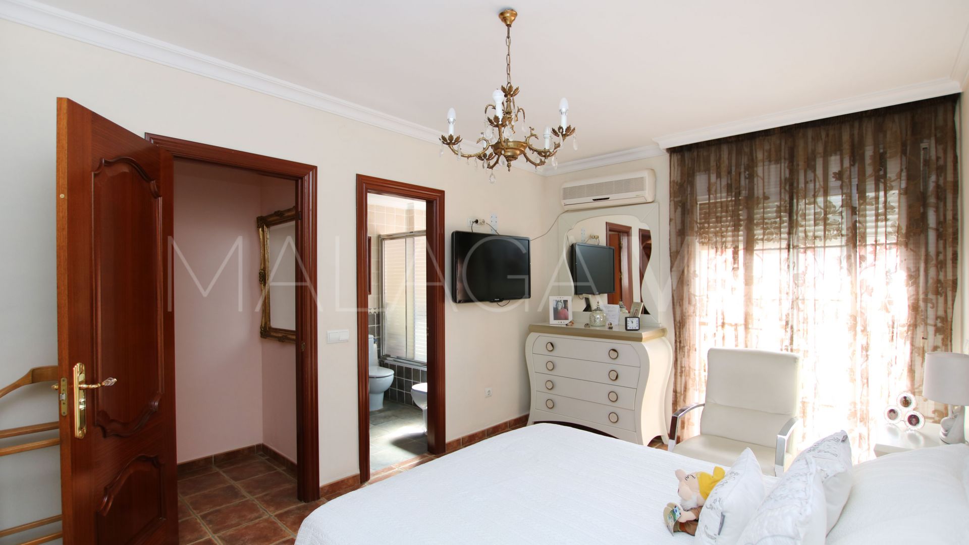 Chalet for sale in Mijas Costa