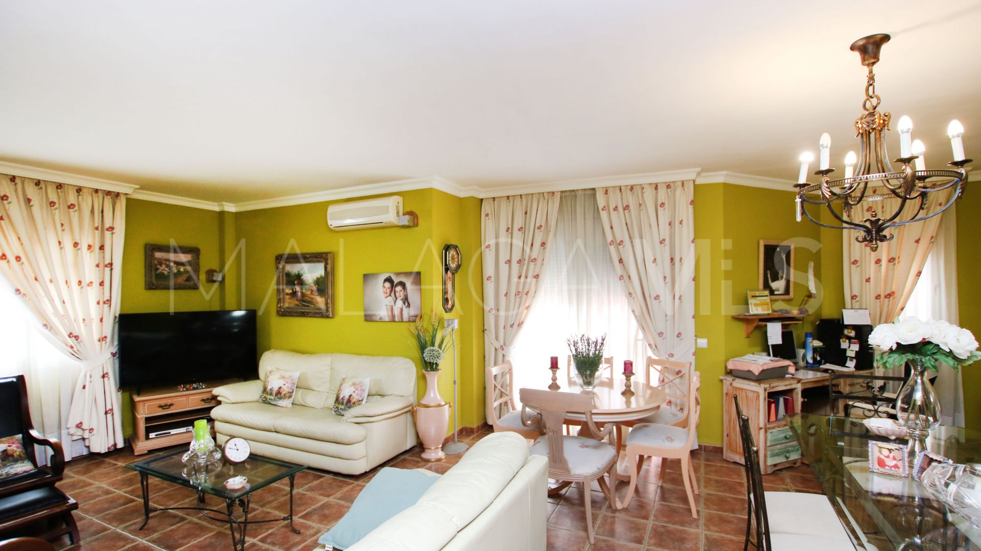 Chalet for sale in Mijas Costa