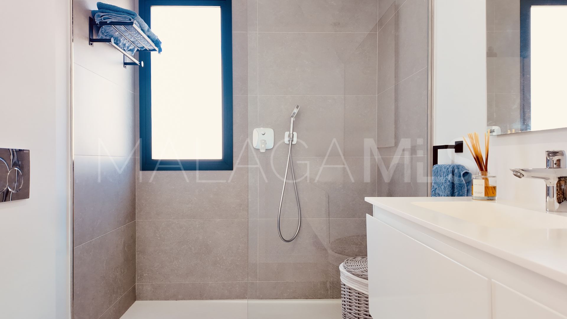 4 bedrooms semi detached house in Oasis22 for sale