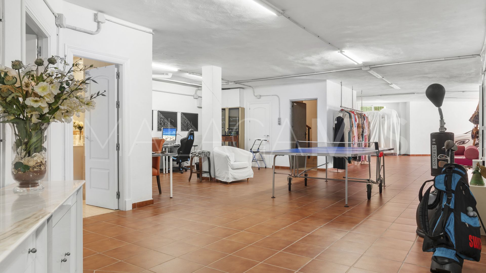 Villa for sale in Paraiso Alto