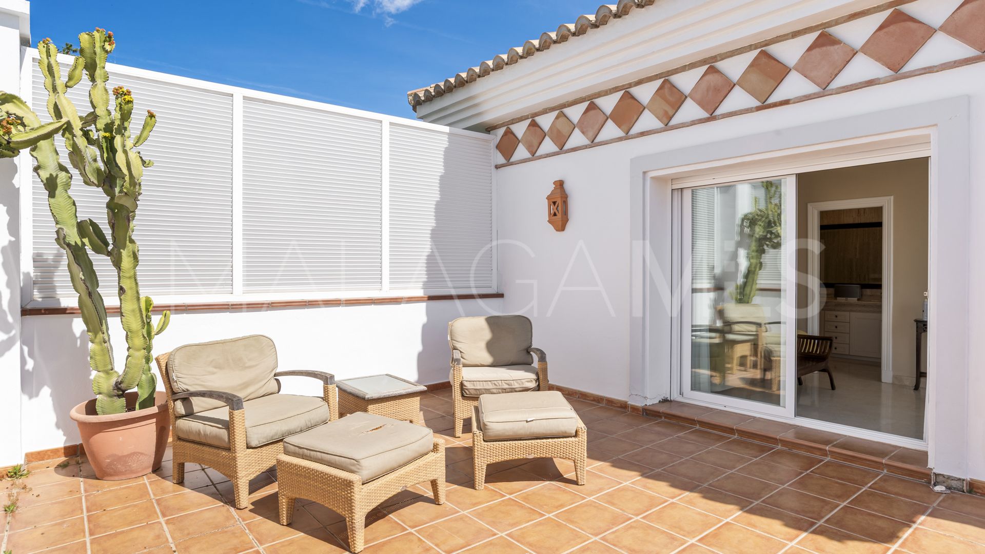 Villa for sale in Paraiso Alto