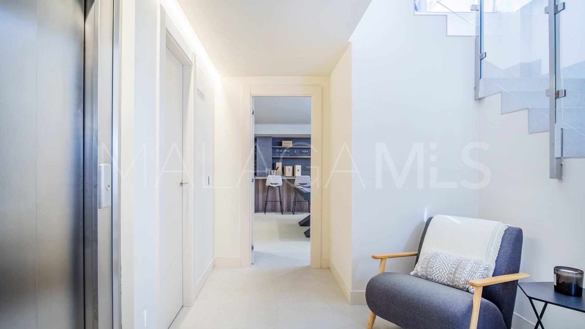 Villa for sale in Estepona