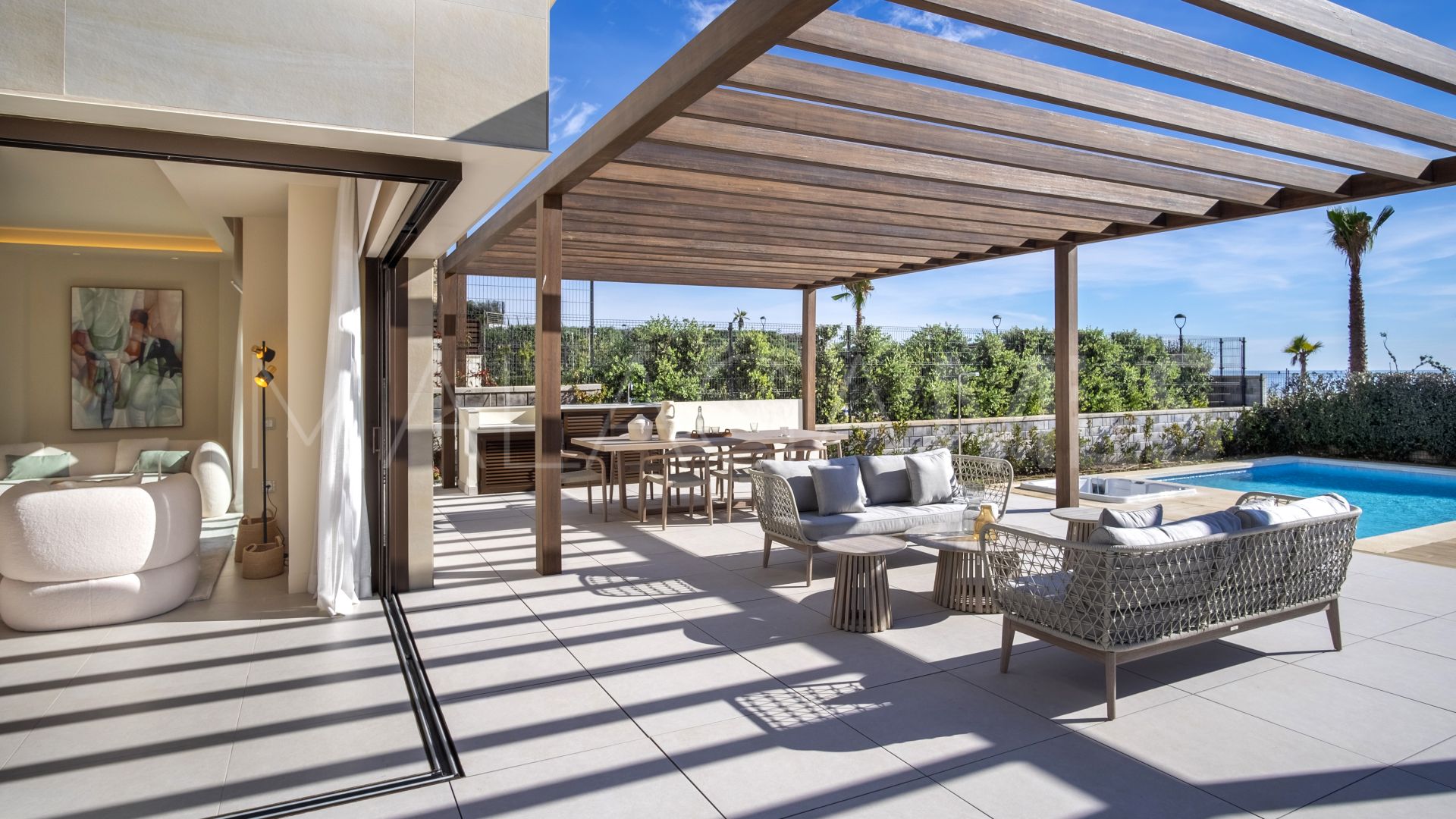 Villa for sale in Estepona