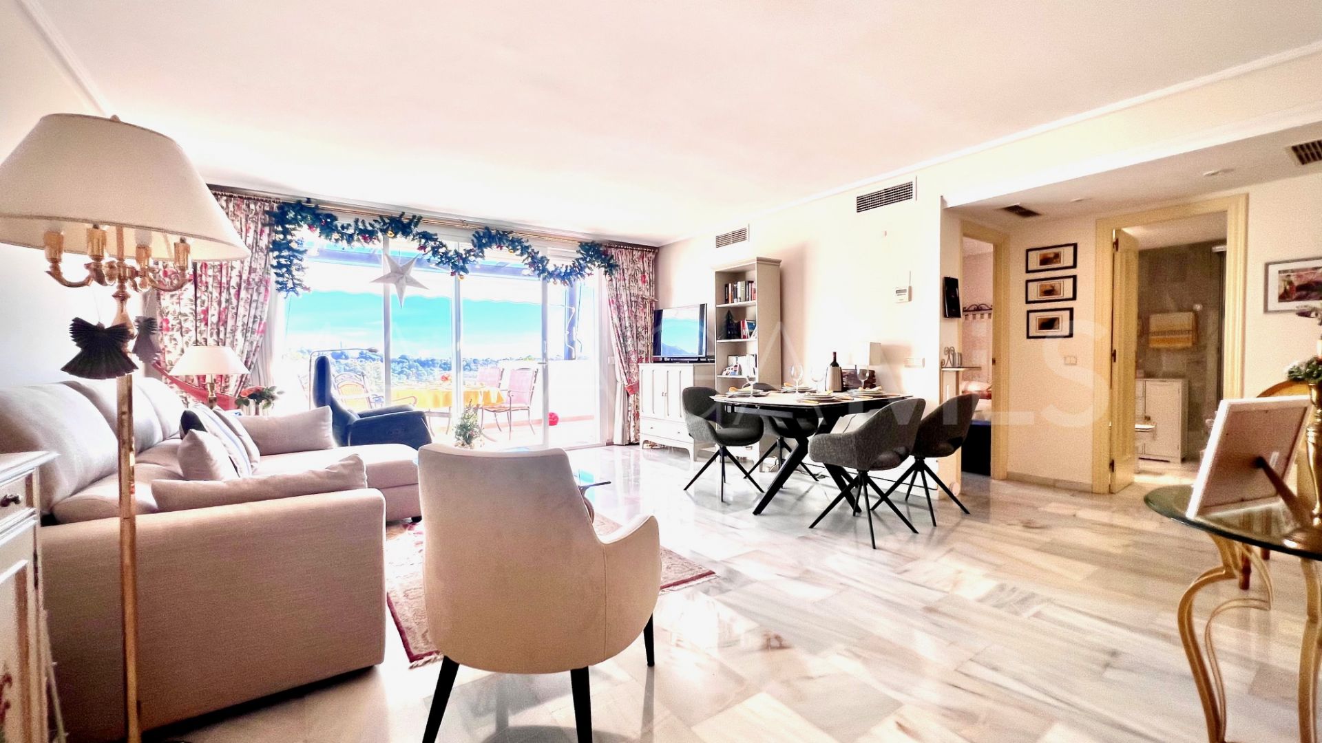 Penthaus for sale in Las Jacarandas