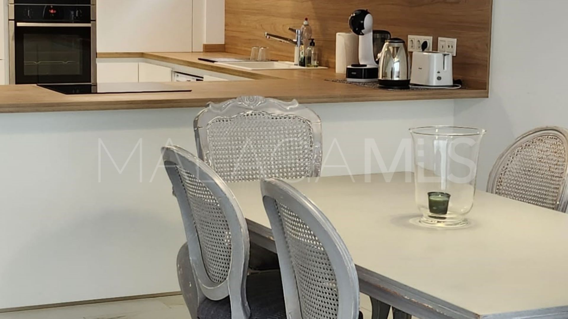 For sale Nueva Andalucia town house