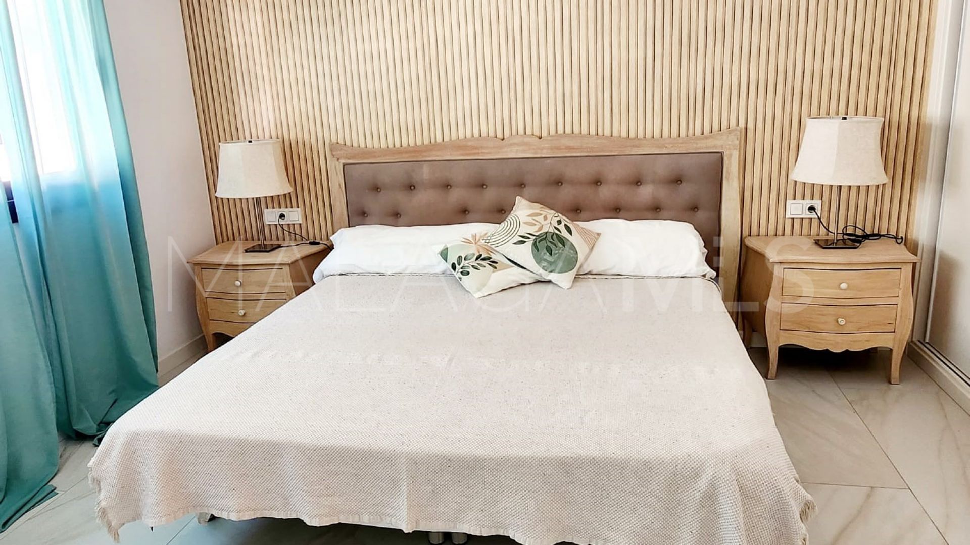 For sale Nueva Andalucia town house