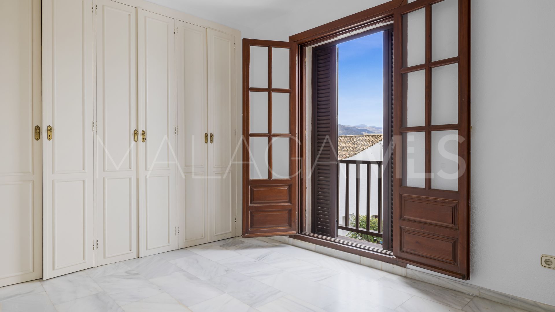 For sale Bahia Azul town house