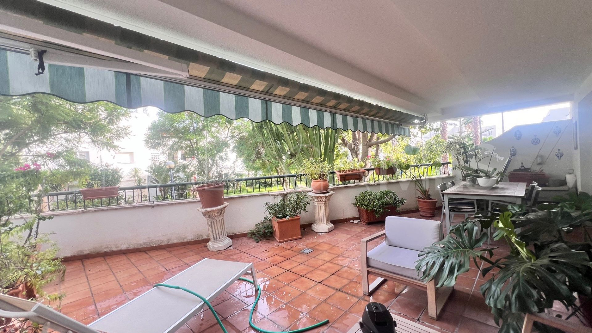 Erdgeschosswohnung for sale in Las Adelfas