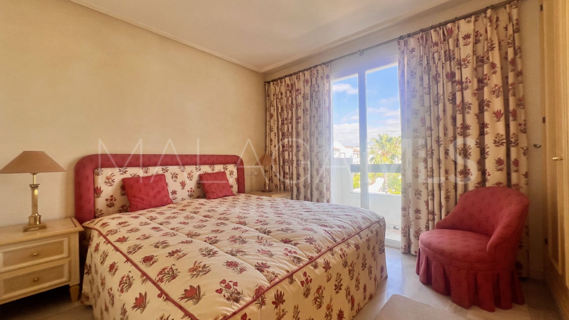 Buy Ático in Las Jacarandas with 2 bedrooms