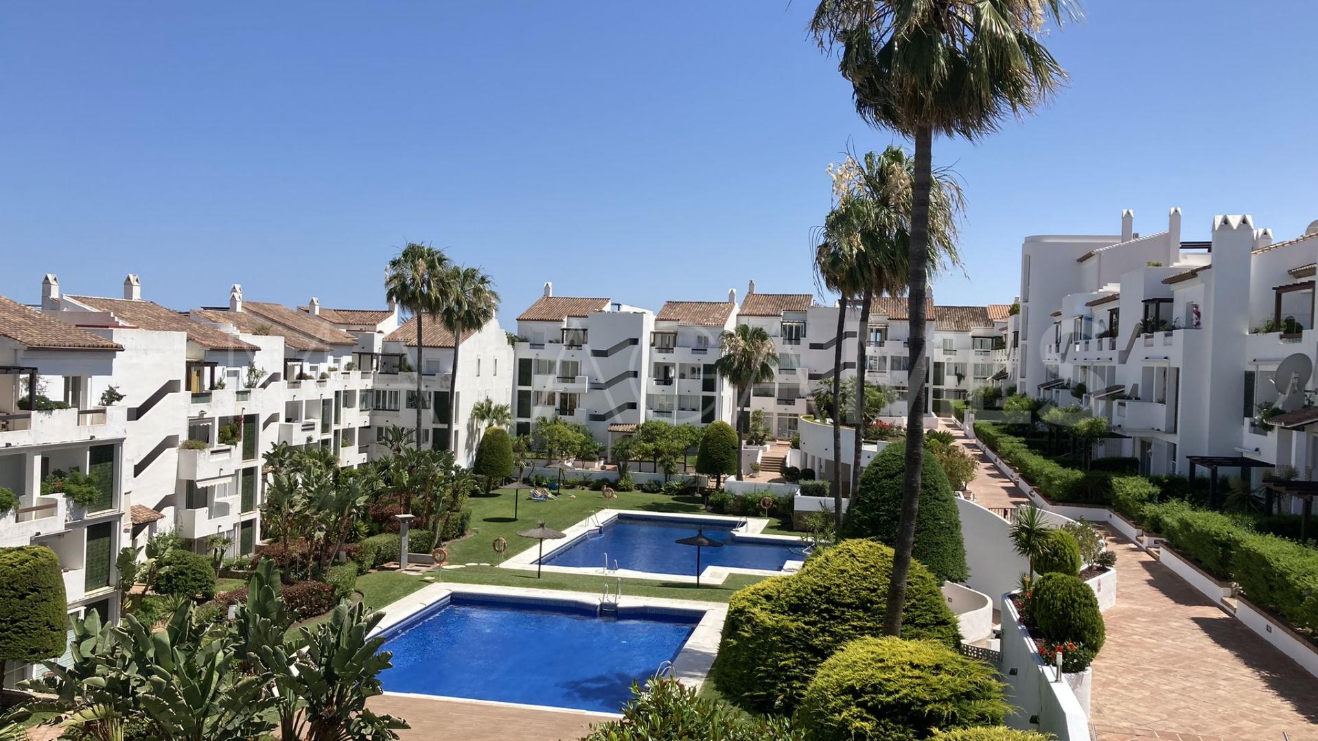 Buy Ático in Las Jacarandas with 2 bedrooms