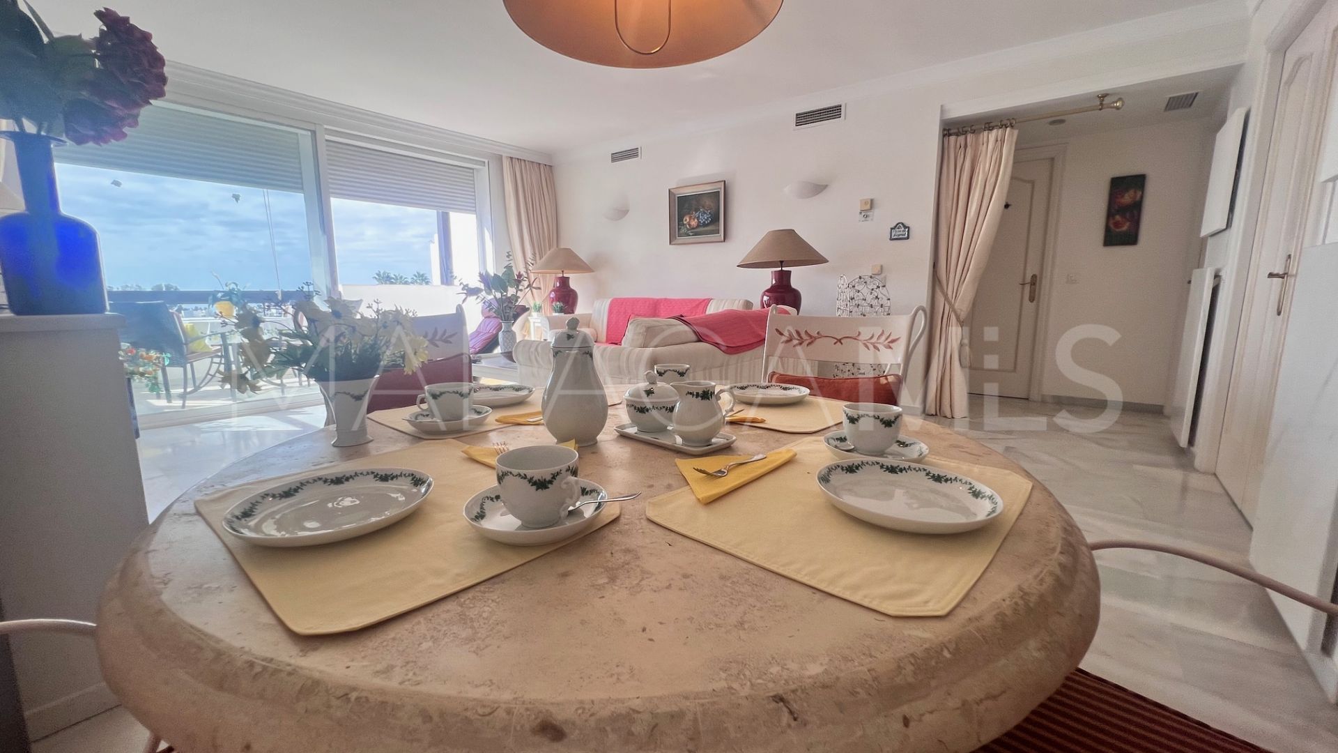 Buy Ático in Las Jacarandas with 2 bedrooms