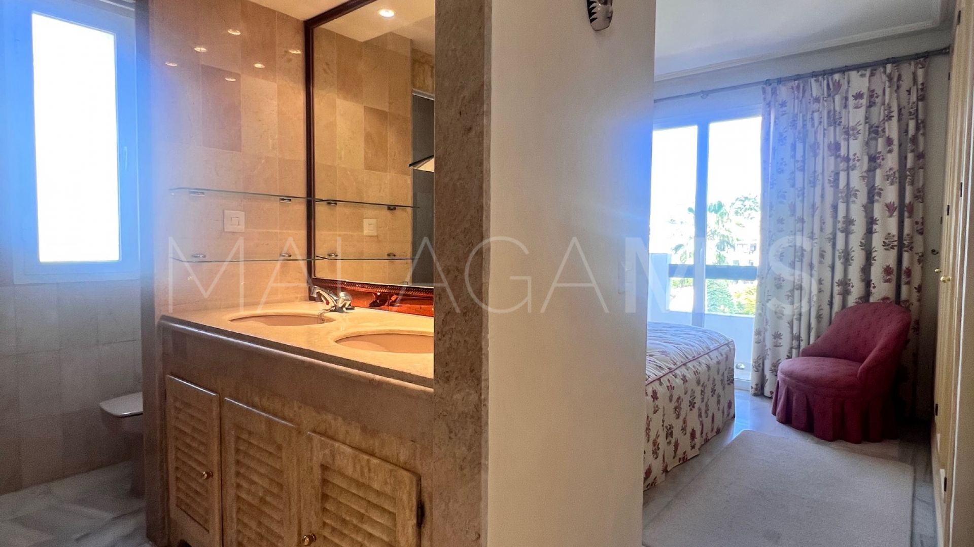 Buy Ático in Las Jacarandas with 2 bedrooms