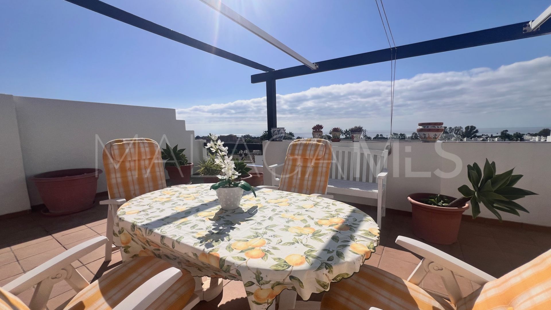 Buy Ático in Las Jacarandas with 2 bedrooms
