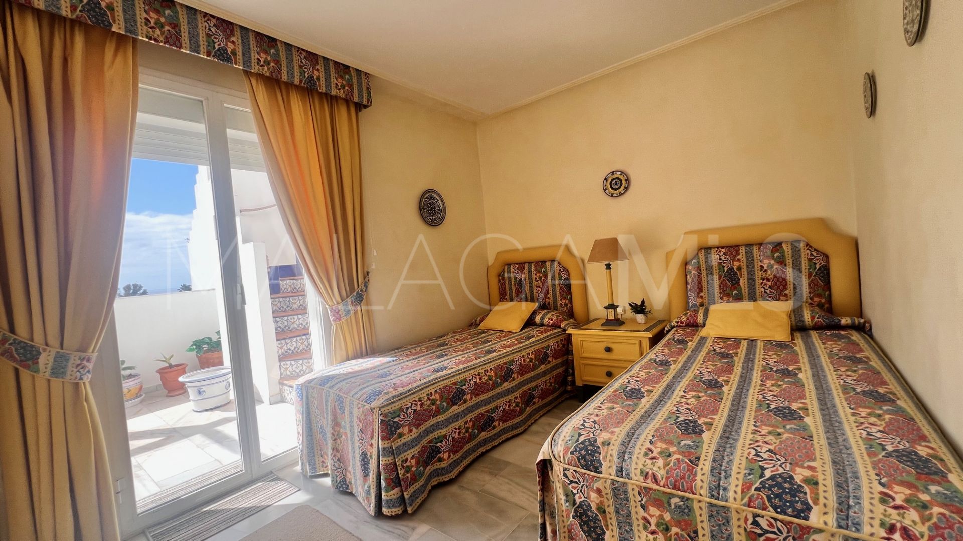 Buy Ático in Las Jacarandas with 2 bedrooms