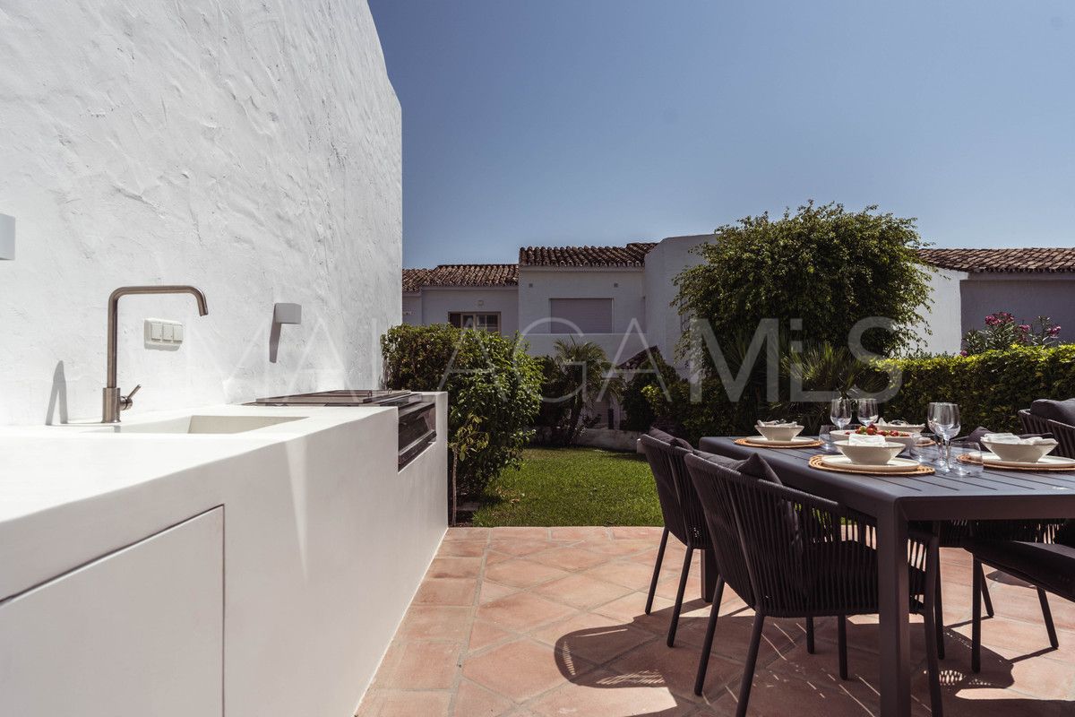 Reihenhaus for sale in Nueva Andalucia