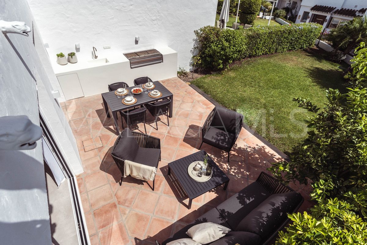 Reihenhaus for sale in Nueva Andalucia