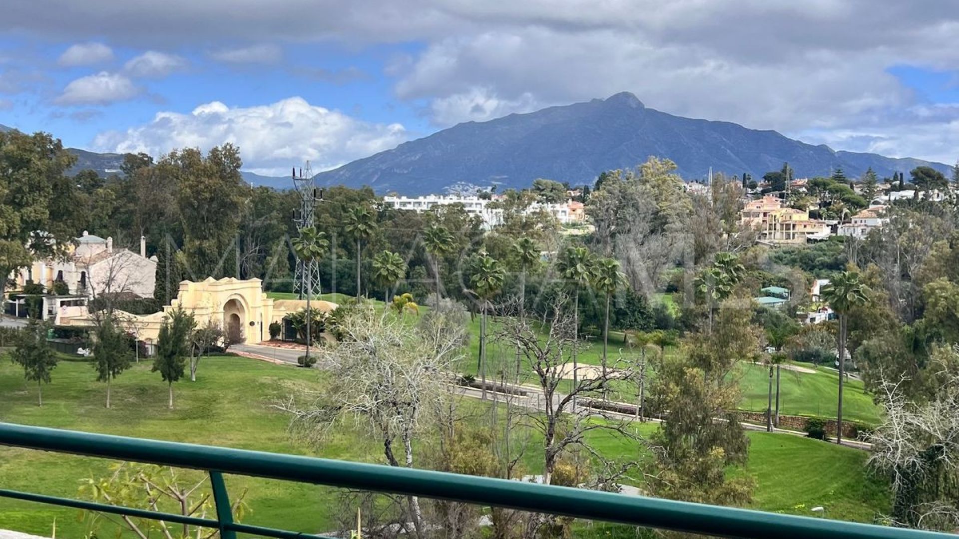 Apartamento for sale de 3 bedrooms in Guadalmina Alta