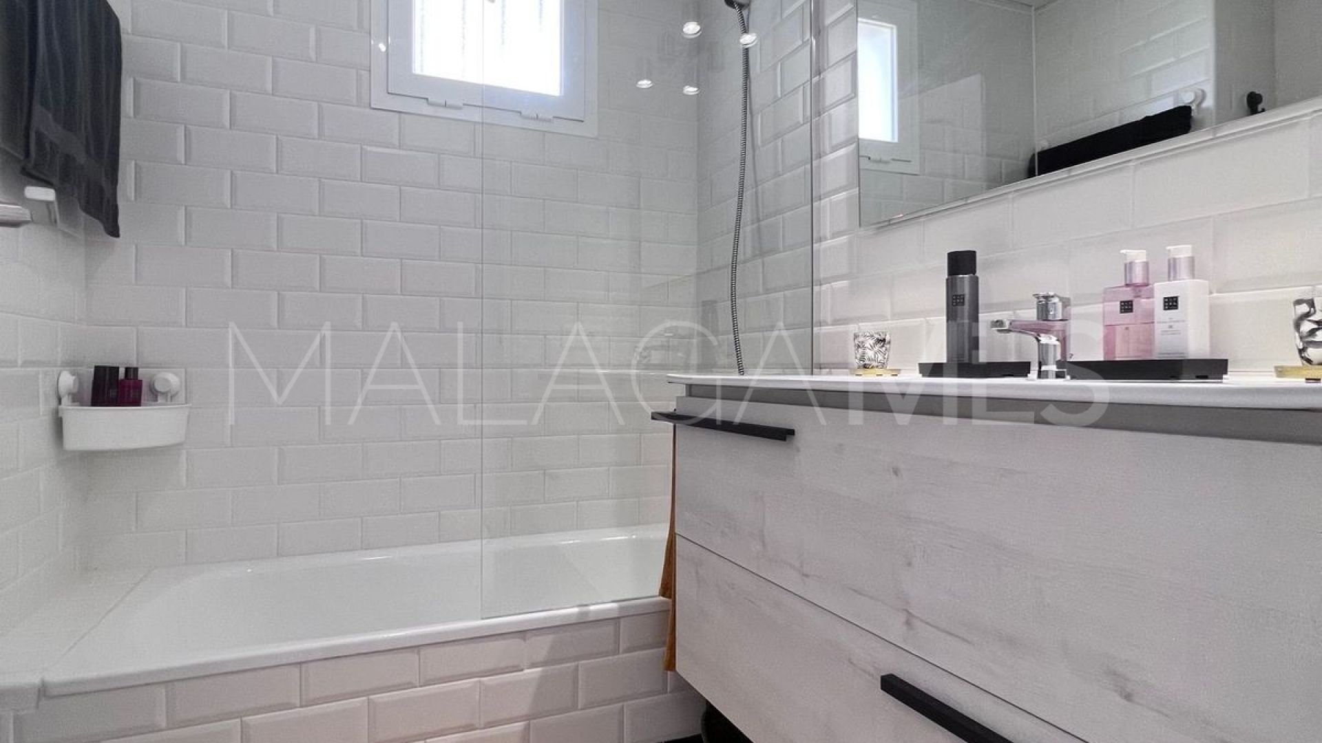 Lägenhet for sale in Manilva