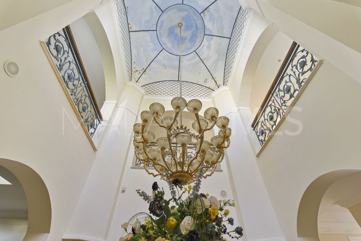 Villa for sale in El Paraiso