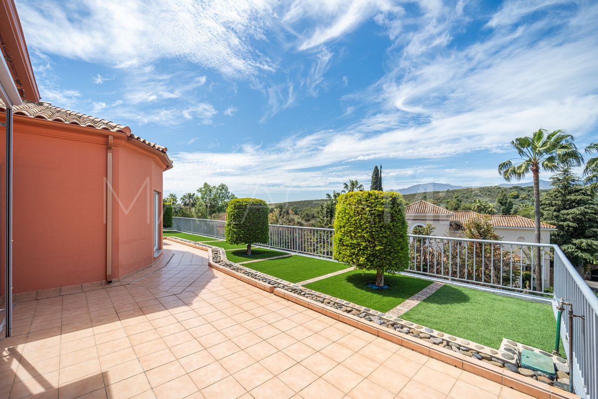 Villa for sale in El Paraiso