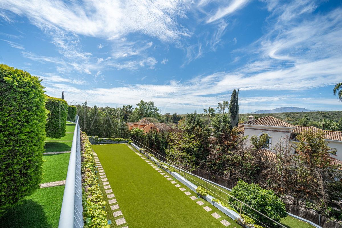 Villa for sale in El Paraiso