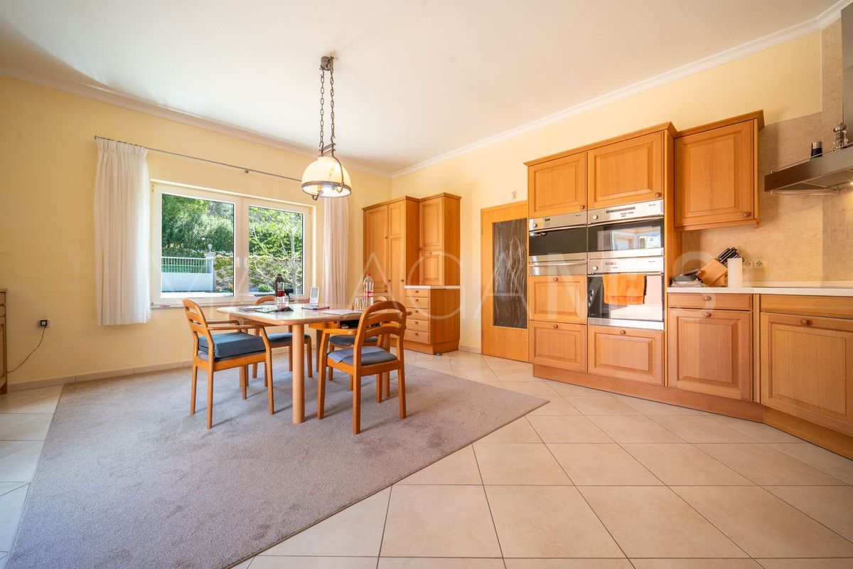 Villa for sale in El Paraiso